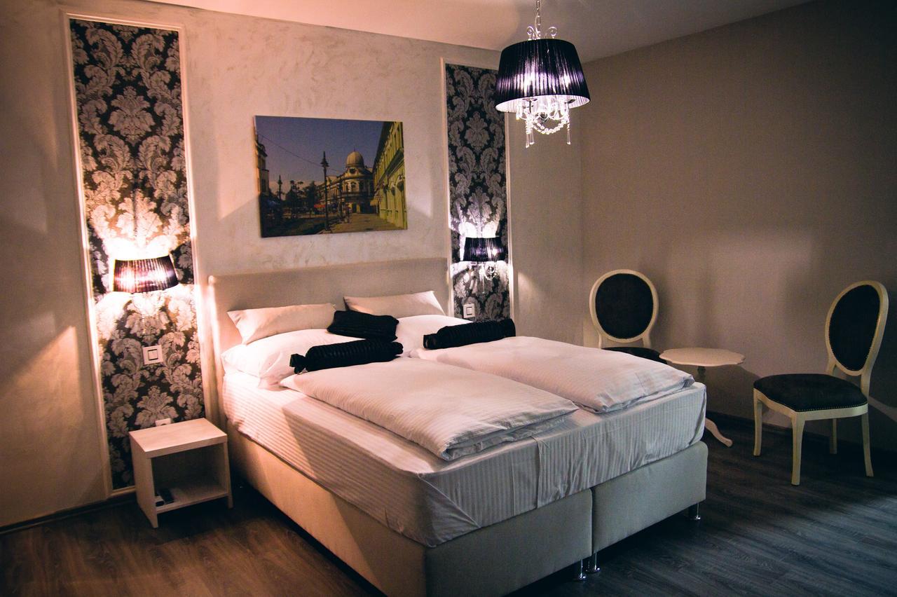 Hotel Bakarni Lonac Брчко Экстерьер фото